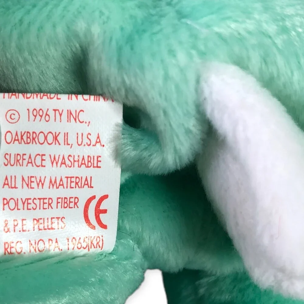 TY Hippity the Rabbit Vintage Retired Beanie Baby